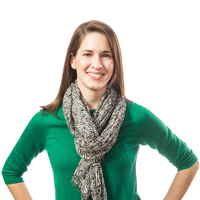 16 Staff Bio Lee Amy 667X667